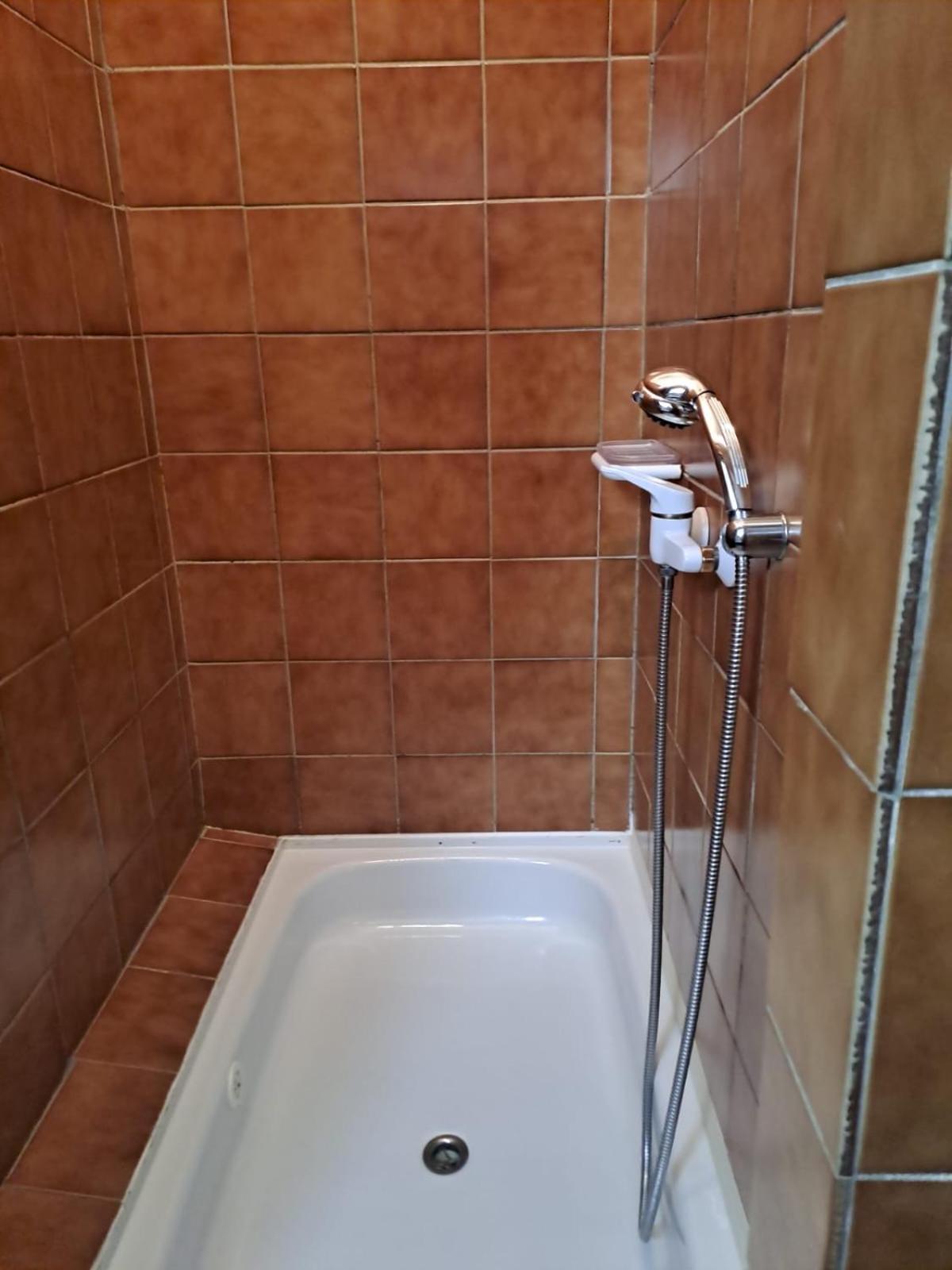 Hotel Kamenny Vrch 霍穆托夫 外观 照片